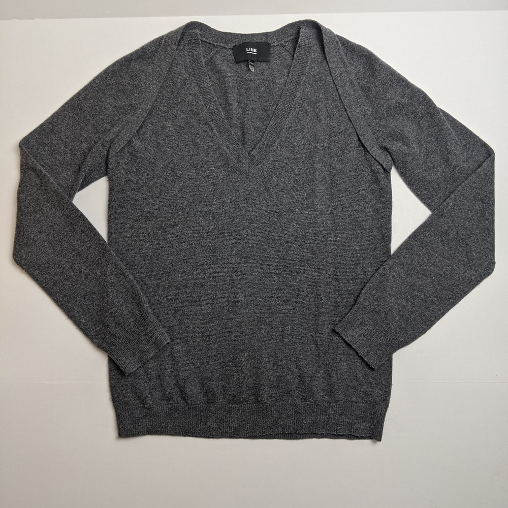 Line the Label Wool Cashmere Blend Sweater V neck